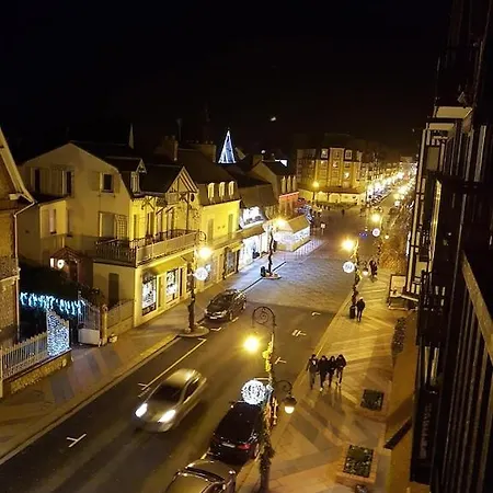 Апартаменты F2 47 M2, Avec Parking Plein Centre De