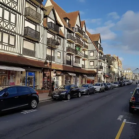 F2 47 M2, Avec Parking Plein Centre De
